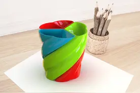 用SolidWorks画两个扭曲的杯子图片