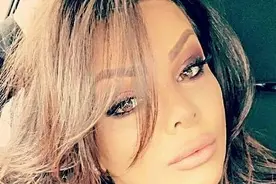 挑战傲人罩杯，美国女子花285万隆胸，人称“世界头号人造波霸”图片