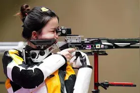 奥运会10米气步枪有多难？0.5毫米的靶心放在你面前，你也打不中图片