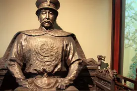为什么清朝八旗中，正白旗能够和两黄旗平起平坐，成为上三旗图片