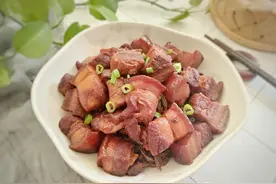 天冷了，遇见这菜多囤点，随便怎么做都好吃，孩子说比红烧肉还香图片