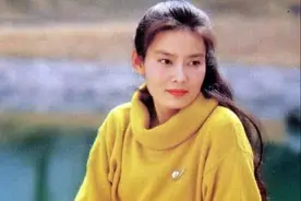 潘虹：如果有来生，我一定不给妈妈留遗憾图片