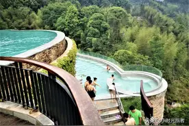 南昆山最“野”的网红度假村，悬崖峭壁上建泳池和温泉，又美又飒图片