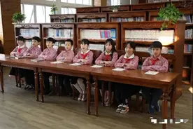中国八胞胎长大了图片