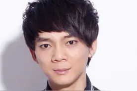 “过气”歌手，被严重贬低图片