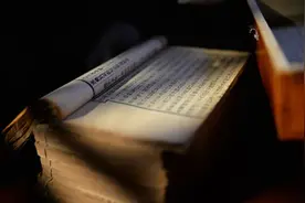 他们口吐黄水，迅速死亡……曾肆虐上百年的怪病，病因仍然成谜图片