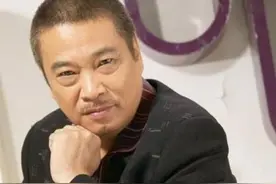 吴孟达肝癌手术后落泪，3个女人5个子女压垮了他图片