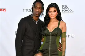 亿万富婆金小妹又怀二胎啦！和黑人男友又复合，穿紧身裙曲线太美图片
