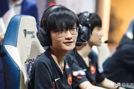 小天打野考试慢Sofm3秒，金贡嘲讽：要是在比赛我已经死了图片