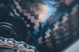 自行车材料选择 碳纤维一定比铝合金好吗？图片