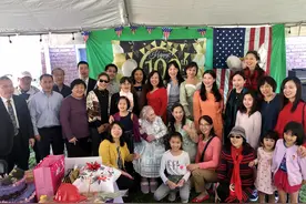 洋婆婆百岁寿诞欢天喜地，中国媳妇贤惠端庄美名扬图片