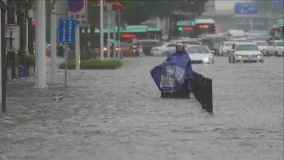 河南暴雨灾害，电动车泡水怎么办？车主：做好这3步照样骑