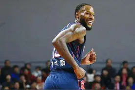 威姆斯能横扫CBA赛场，放到NBA他是什么水平？情况让人小尴尬图片