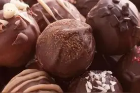 孕妇吃巧克力有哪些好处与坏处，不可以随便乱吃，孕妈注意了图片