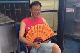 身价过亿的冯嘉怡却只做配角，片酬不够油费，最爱10块钱盒饭图片