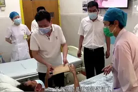 14岁奥运冠军全红婵，弘扬正能量，希望她继续加油图片