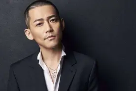 四首歌六万嫌低廉，暴打兄弟被雪藏，快男亚军苏醒当年有多豪横？图片