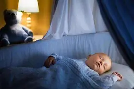 老人常说的"孩子衣服不能在外过夜"，不是迷信，是有科学道理的图片