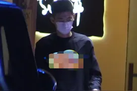 张翰恋情曝光？深夜开百万豪车聚餐，全程给女生当司机被赞大暖男图片