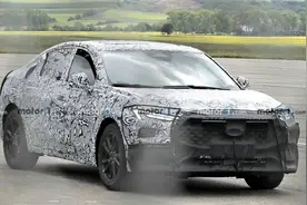 放弃马丁脸，全新蒙迪欧实车曝光，福特轿车“复兴”全靠它了？图片