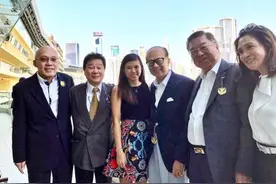 隔代亲！李嘉诚宠孙女胜过儿子，最宝贵资产全给她，还派10个保镖图片