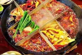 老外第1次吃火锅，连吃30份牛肉，买单时：中国人都这么有钱？图片