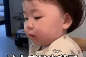 表情包：马上中秋节了，希望有个人能看出我的脆弱，给我买盒月饼图片