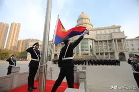 【视频】湖北省公安厅举行首场升警旗仪式图片