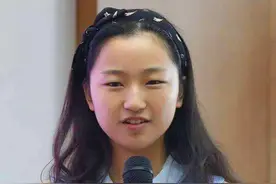浙江719分长腿美女邵奕佳，5个字拒绝清华邀请，网友：女王力爆棚图片