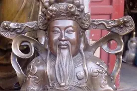 郭财神生财有道 德云社散财有怀图片