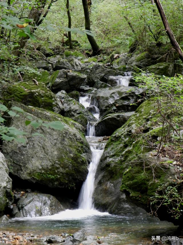 重走抗联路——本溪关门山森林公园鸣翠谷景区抗联秘营