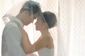 和小18岁的男人结婚是一种什么体验？42岁女人：我感觉很累图片