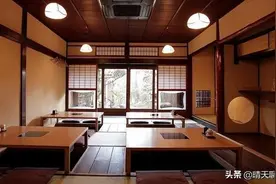 日本最尴尬的礼仪，脚气还脱鞋子，日本女生不觉尴尬吗？图片