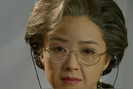 蒋欣的老年妆，赵丽颖的老年妆，刘涛的老年妆，都比不过她老年妆图片