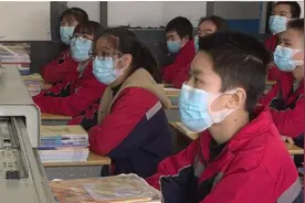 教室这3个座位是"学霸专位"，能坐上的成绩都不赖，学渣只能眼红图片