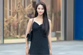 街拍8月份杭州街头美女图片