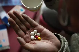 靶向药效果显著，副作用小，为啥医生不给每位癌症患者用？图片