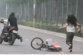 十五年前的“砍手党”，告诉你，不搞产业升级是什么样的社会图片