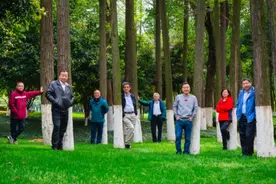 名医之路：在如履薄冰中突破自我图片