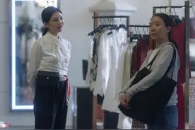 王曼妮完成400万大单，拿到6万提成，为什么升舱时还要分期付款？图片