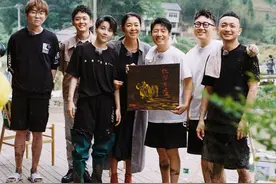 《你好生活3》海报曝光，王冰冰加盟央视团建，倪萍老年穿搭抢镜图片