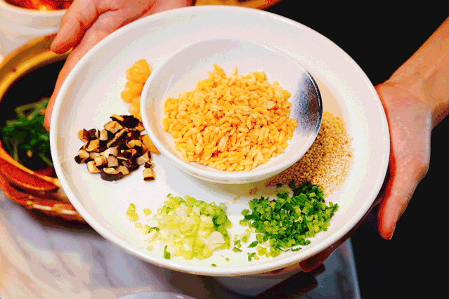 花胶煲鸡热气吗 2026年花胶煲鸡热气吗能吃吗