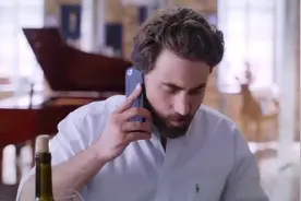 at the weekend 和 on the weekend，哪个才是在周末图片