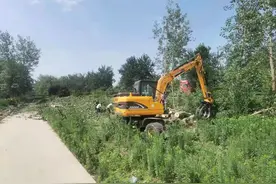 高陵干群协力助推京昆高速改扩建图片