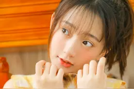 00后萝莉可爱小美女牛仔裤写真图片