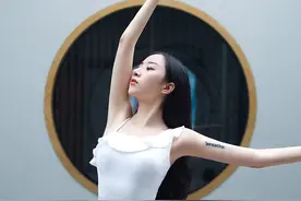腰痛走不动站不直？每天3个瑜伽动作，缓腰痛还能瘦腿细腰图片