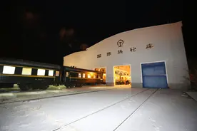 中国边境小城，看跨境购物蒙古女形象和心态图片