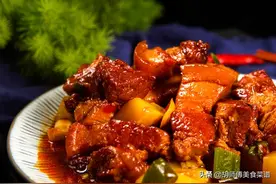 无论炖猪肉还是牛肉，多加2种辛香料，肉就越炖越香，越炖越入味图片