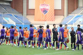 重回团泊足球场！天津津门虎4-2深圳队，周通、金洋洋进球图片
