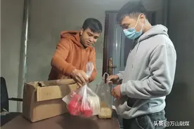 家乡味温暖“异乡人”图片